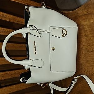 Michael Kors Optional Crossbody Bag